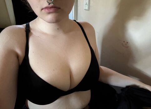 Full leaked Lilith private photo