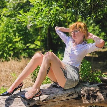 Full leaked Lilpeachyfox private photo