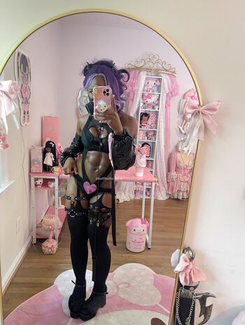 Full leaked Lilrawrs private photo