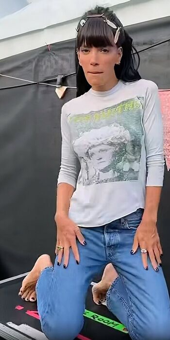 Full leaked Lily allen private photo