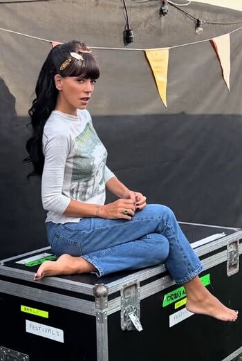 Full leaked Lily allen private photo