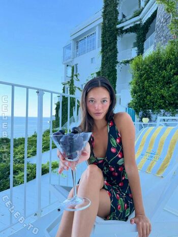 Full leaked Lily chee private photo