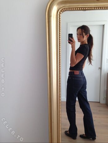 Full leaked Lily chee page private photo