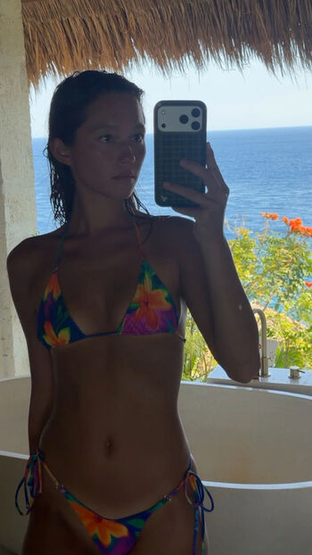 Full leaked Lily chee page private photo