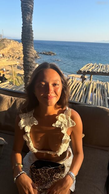 Full leaked Lily chee private photo
