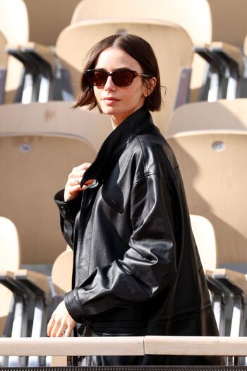 Full leaked Lily collins private photo