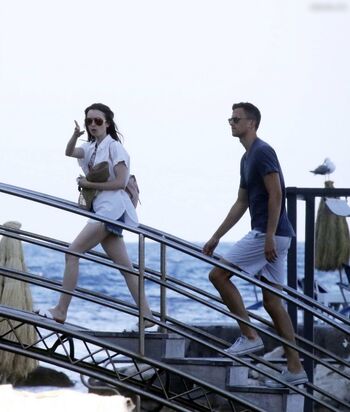 Full leaked Lily collins private photo
