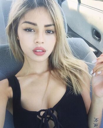 Lily May Mac