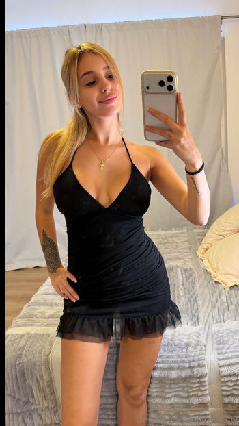 Full leaked Lily nador private photo