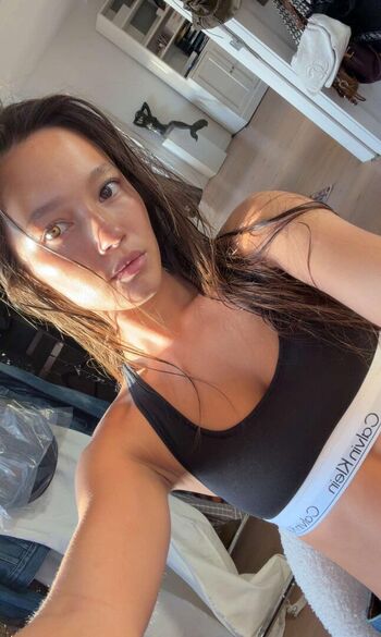 Full leaked Lilychee private photo