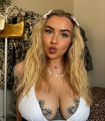 lilyjanexx1111