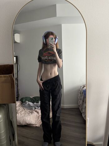 Full leaked Lilyybunny private photo