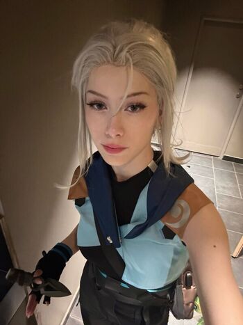 Full leaked Limonify page private photo