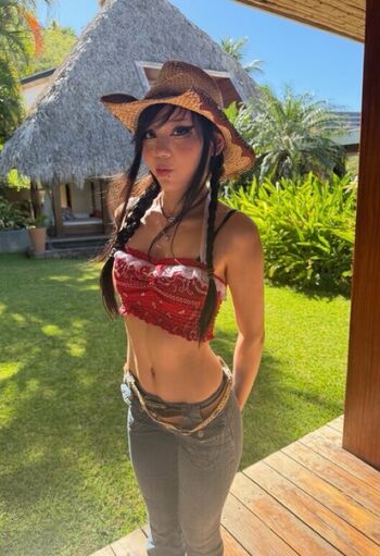 Full leaked Linaboobie  page private photo