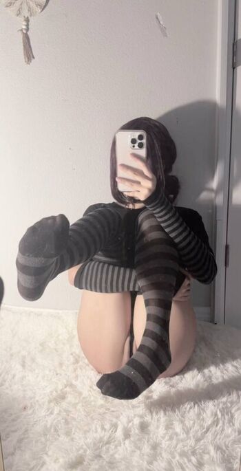 Full leaked Linabunnie private photo