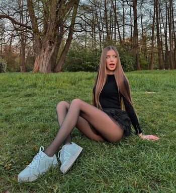 Full leaked Linadiaa private photo