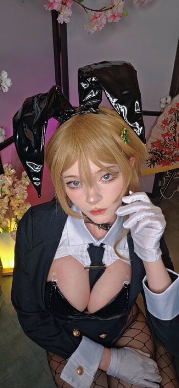 Full leaked Linaneyeon page private photo