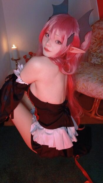 Full leaked Linaneyeon private photo