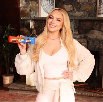 Full leaked Lindsay lohan private photo