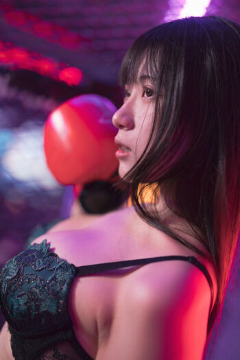 Full leaked Ling chen page private photo