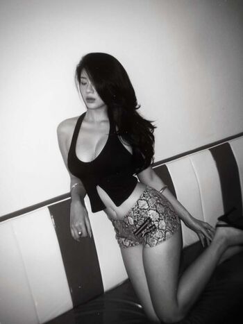 Full leaked Lingdfg page private photo