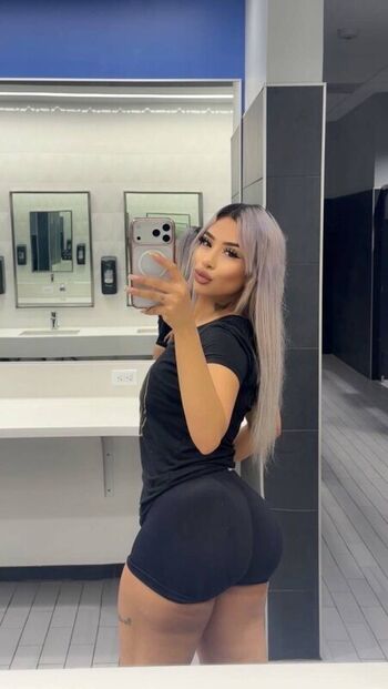 Full leaked Linnddaa private photo