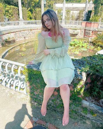 Full leaked Linnea private photo