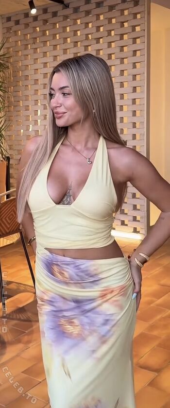 Full leaked Linuschka private photo