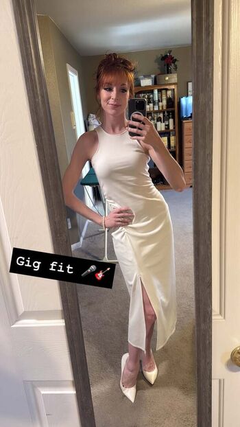 Full leaked Lisa foiles private photo