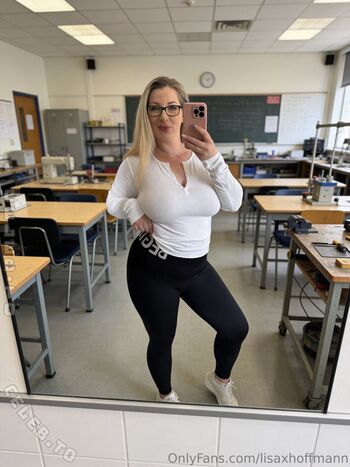 Full leaked Lisa linchen private photo