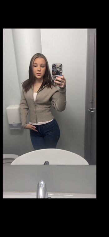 Full leaked Lisarauf private photo