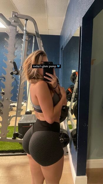 Full leaked Lissykatt private photo