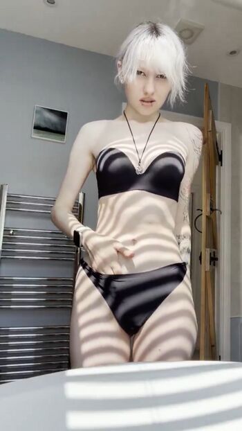 Full leaked Little emo kitten page private photo
