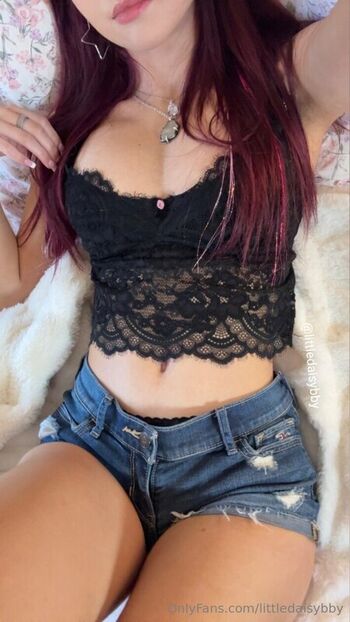 Full leaked Littledaisybby private photo