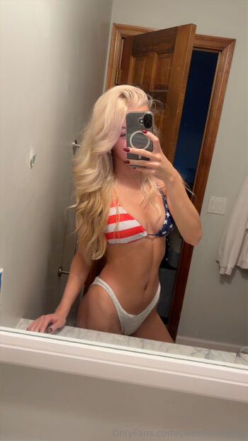 Full leaked Littlelolabunnny private photo