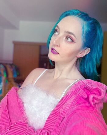 Full leaked Littlesiha page private photo