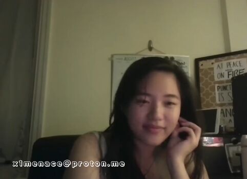 Lives Com Meninas Inocentes