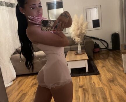 Full leaked Livvyevvs private photo