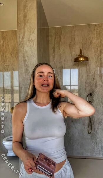 Full leaked Liz kaeber private photo
