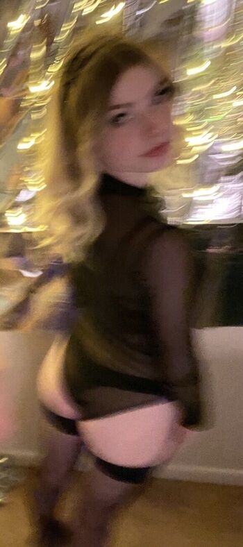 Full leaked Liz kelly private photo