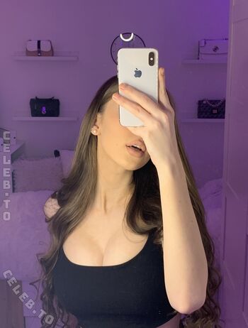 Full leaked Lizezki private photo