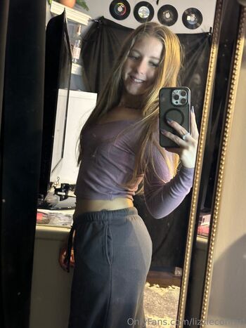 Full leaked Lizzieconrad private photo