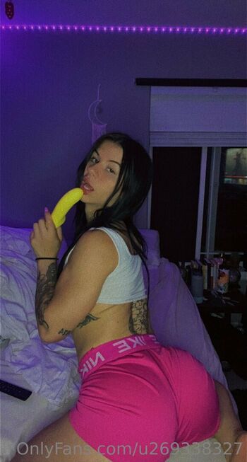 Full leaked Lizzysnyder private photo
