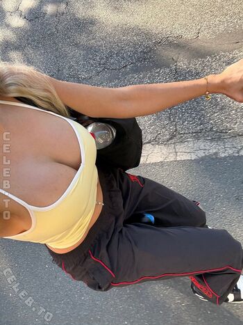 Full leaked Loenihadi page private photo