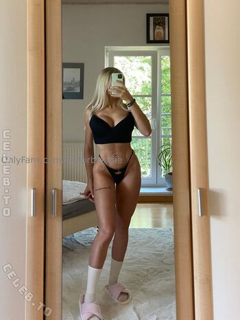 Full leaked Loenihadi private photo