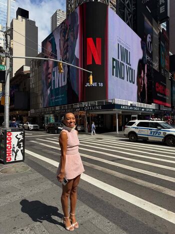 Full leaked Logan browning page private photo