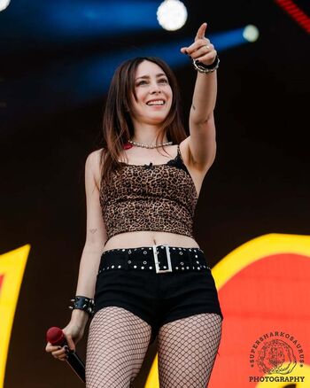 Leaked Asan eyes/ private photo viral onlyfans