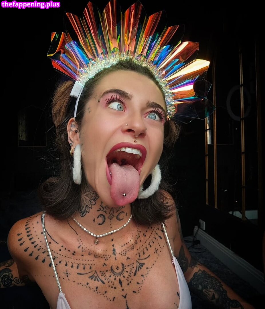 Long Tongue Fetish