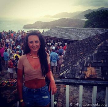 Full leaked Lookatlucyvip private photo