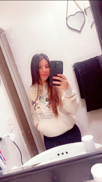 Full leaked Loovee seeniaa private photo